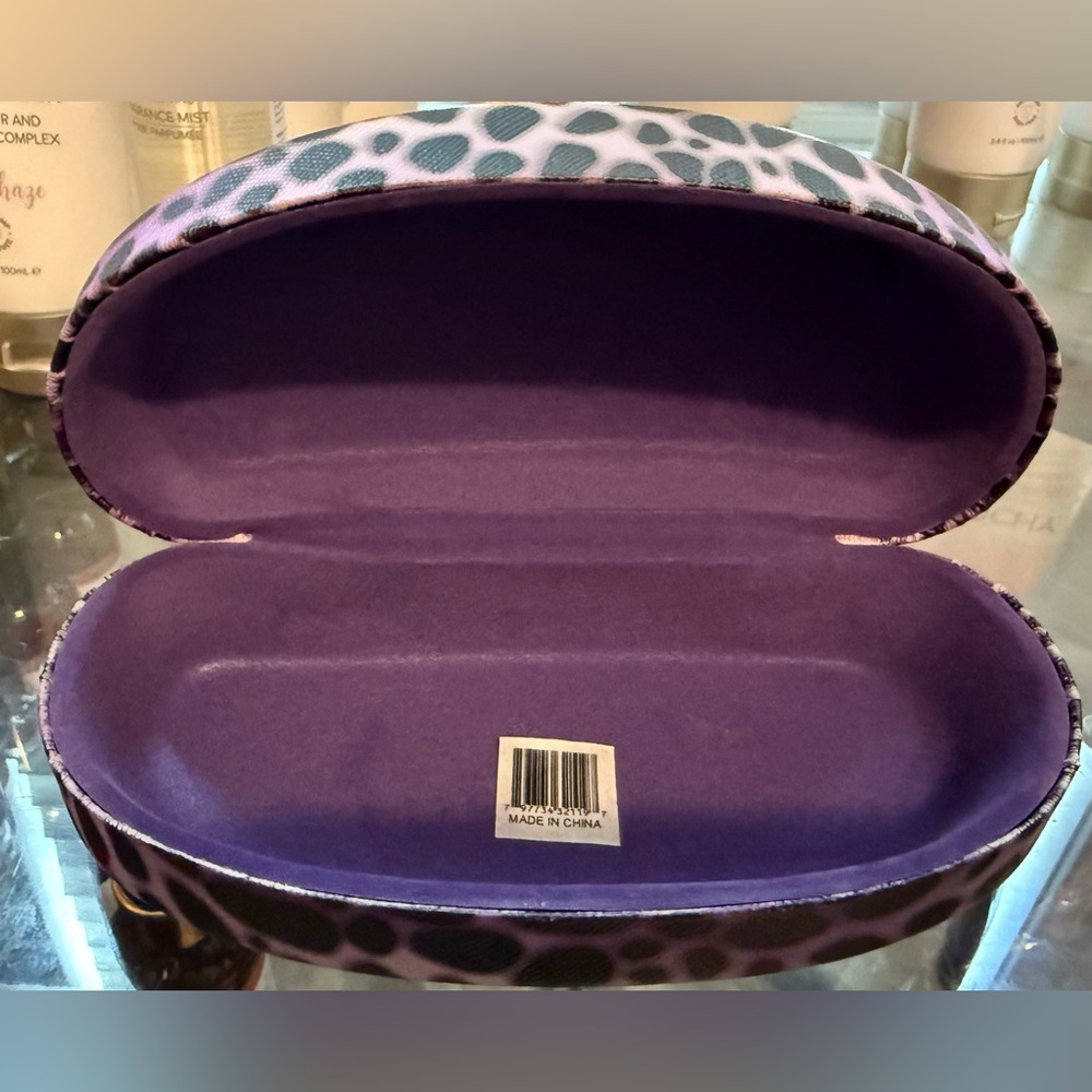 Chic Hardshell Animal Print Glasses or Sunglasses Case
